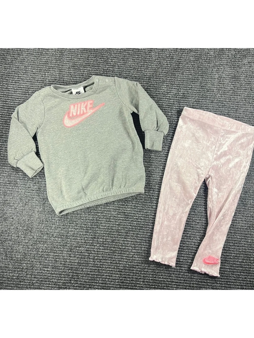 Nike Baby Girls' Pink Crushed Velour Leggings and Grey Sweatshirt Set - 18M